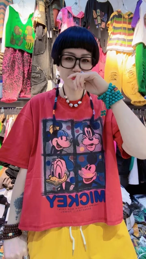 时尚个性动漫短袖