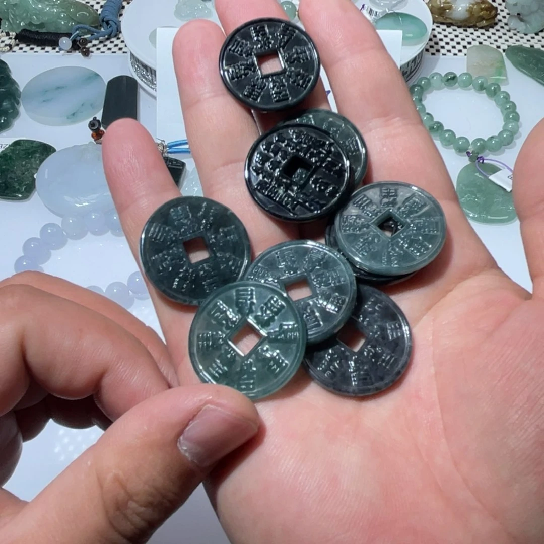 翡翠颈饰未镶嵌随机1