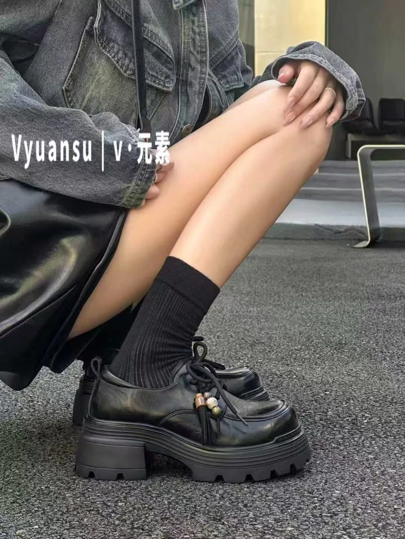 V元素厚底全真皮时尚鞋