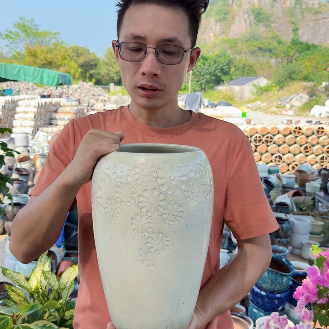 紫砂花盆口16高33（一个雏菊白色老庄