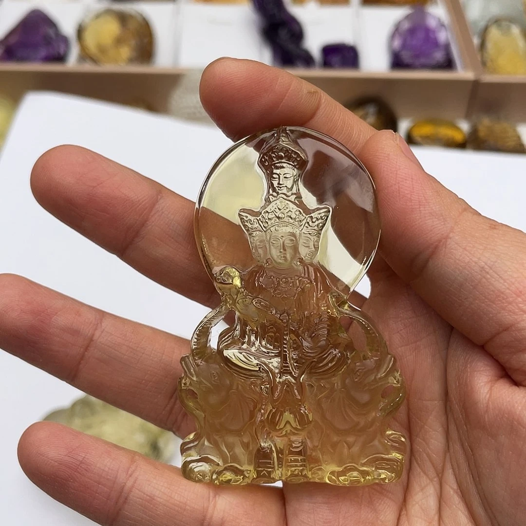 戎***秋未镶嵌水晶颈饰定制