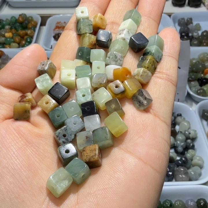 未镶嵌和田玉珠宝半成品卡7