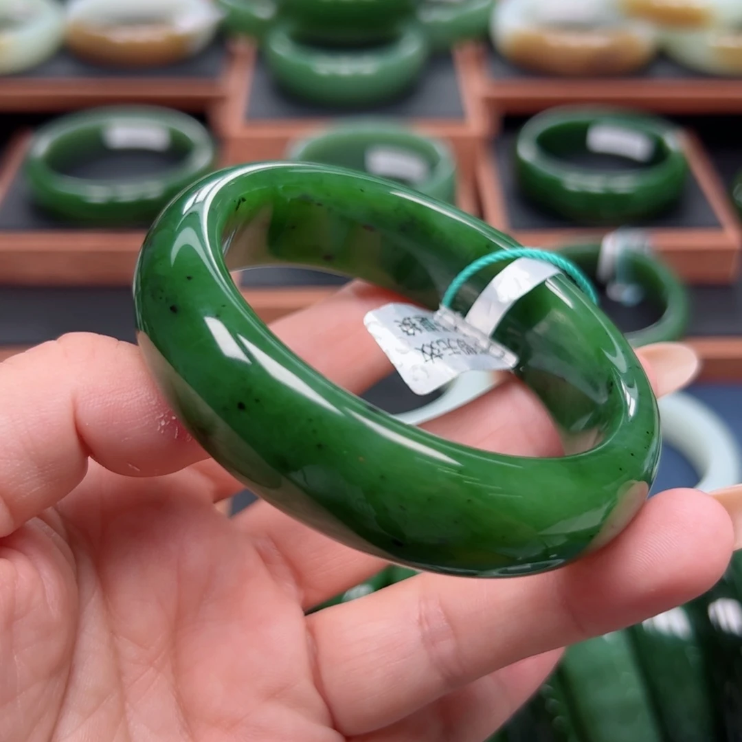 未镶嵌手镯和田玉（碧玉）6061圈口