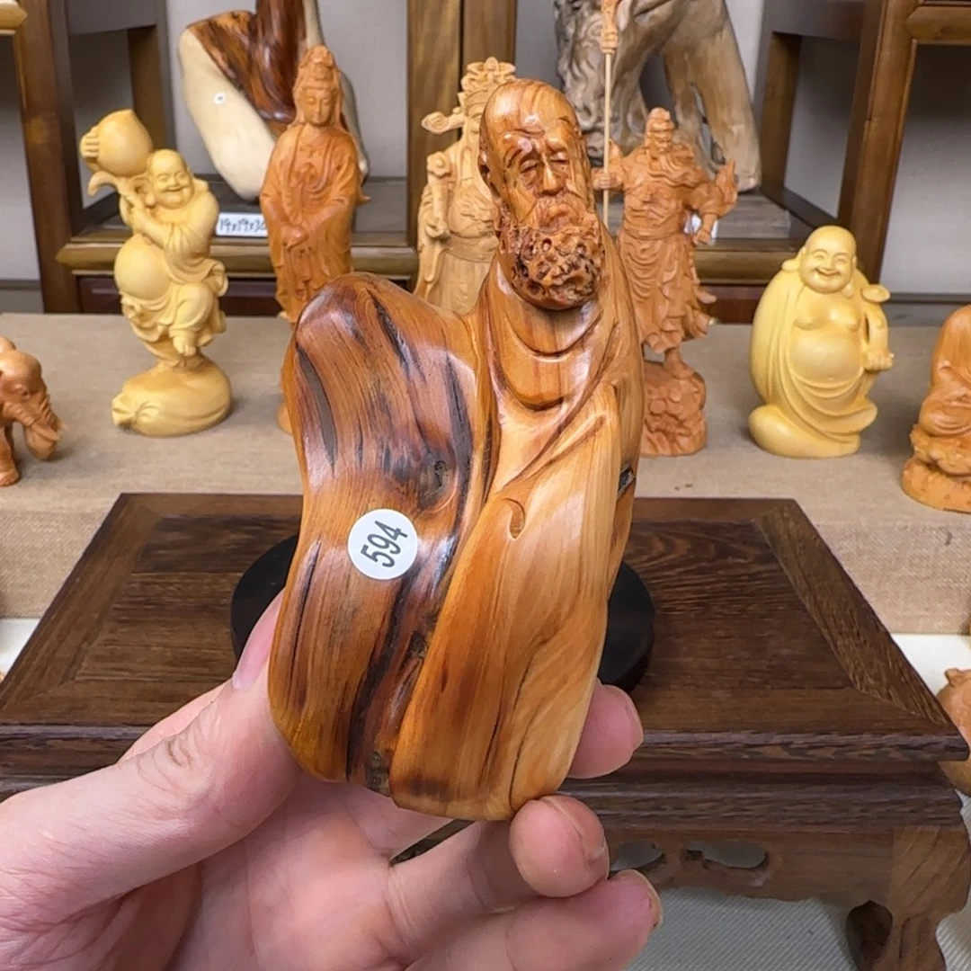 崖柏小木匠艺雕一物一拍