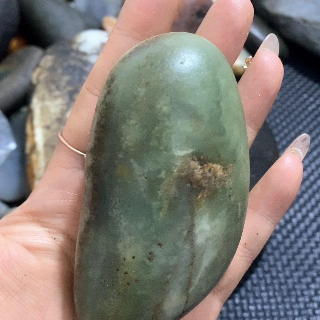 未镶嵌和田玉（糖玉）挂件