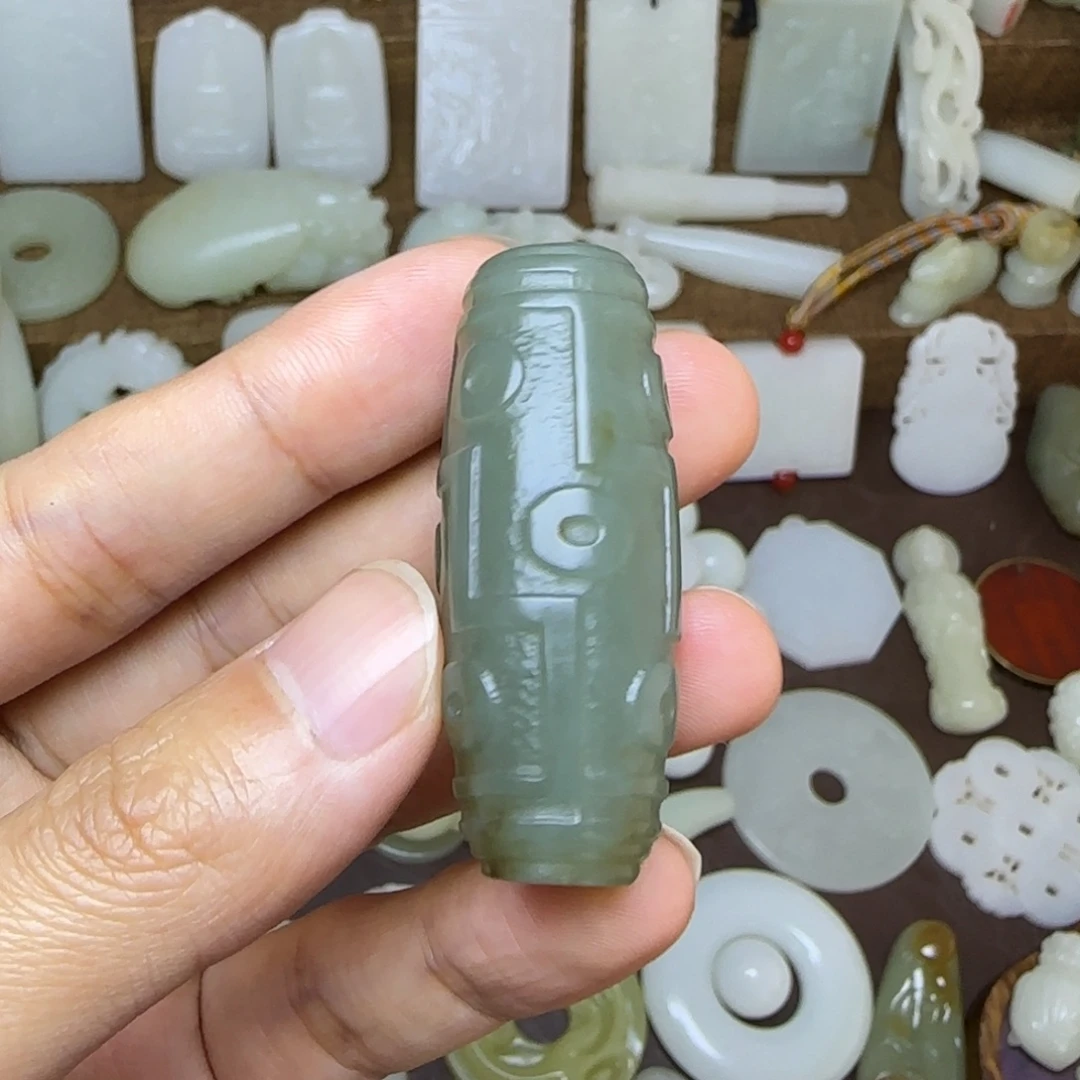 和田玉未镶嵌摆件