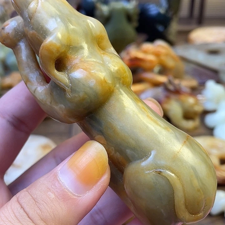 未镶嵌和田玉（糖玉）挂件