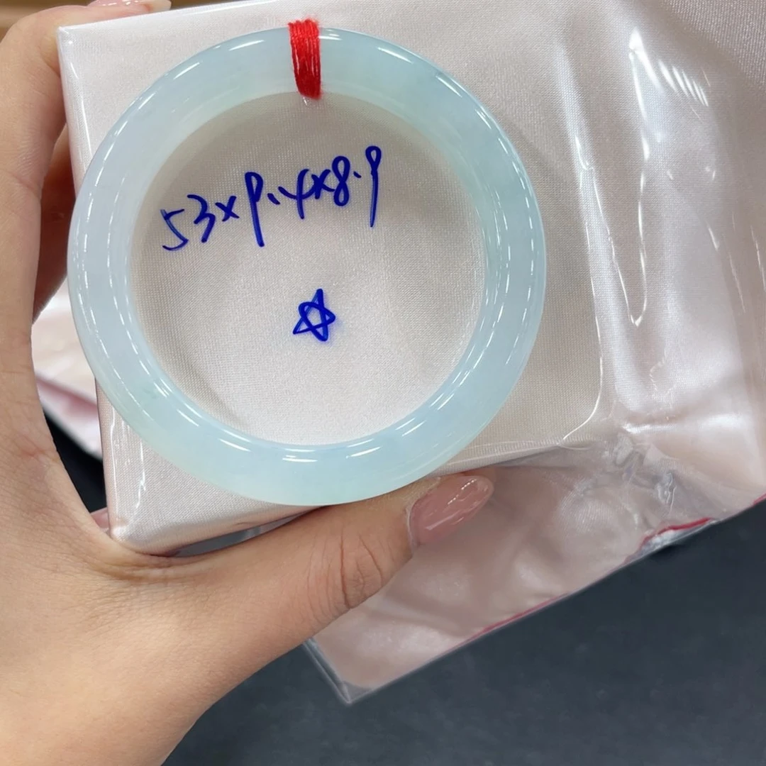 未镶嵌手镯翡翠翡翠