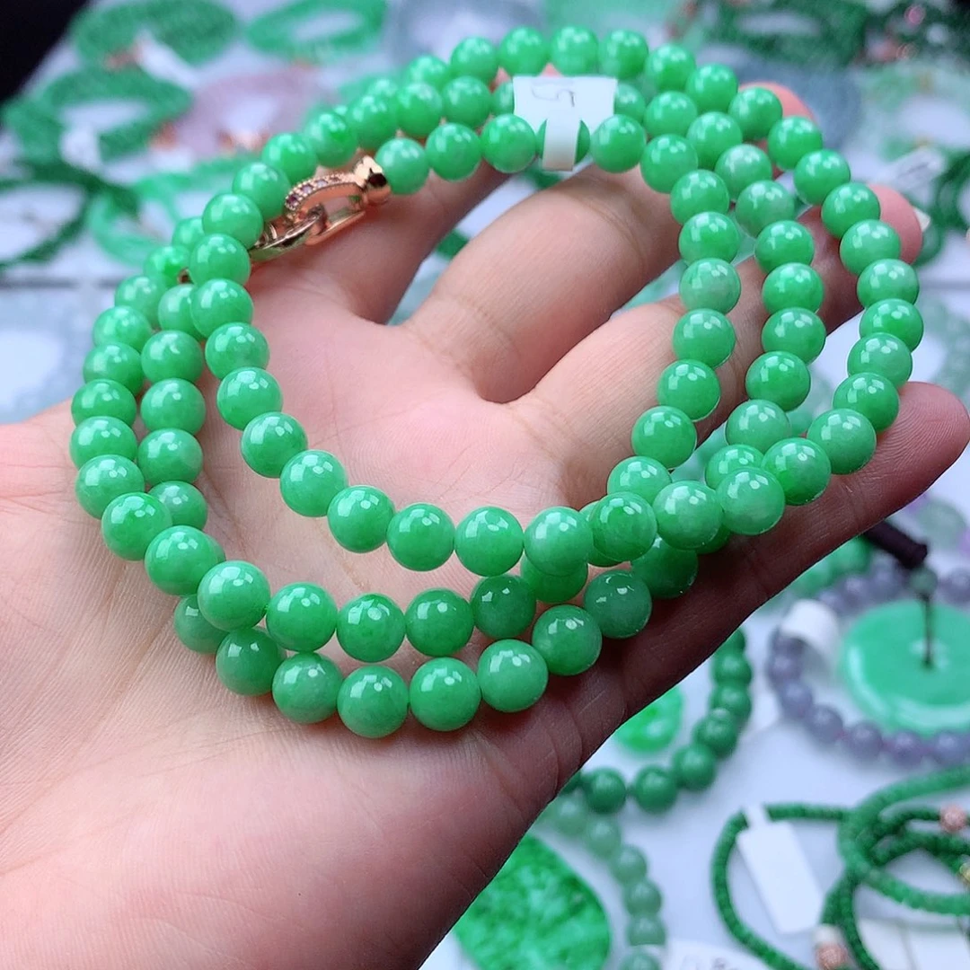 翡翠挂件未镶嵌项链