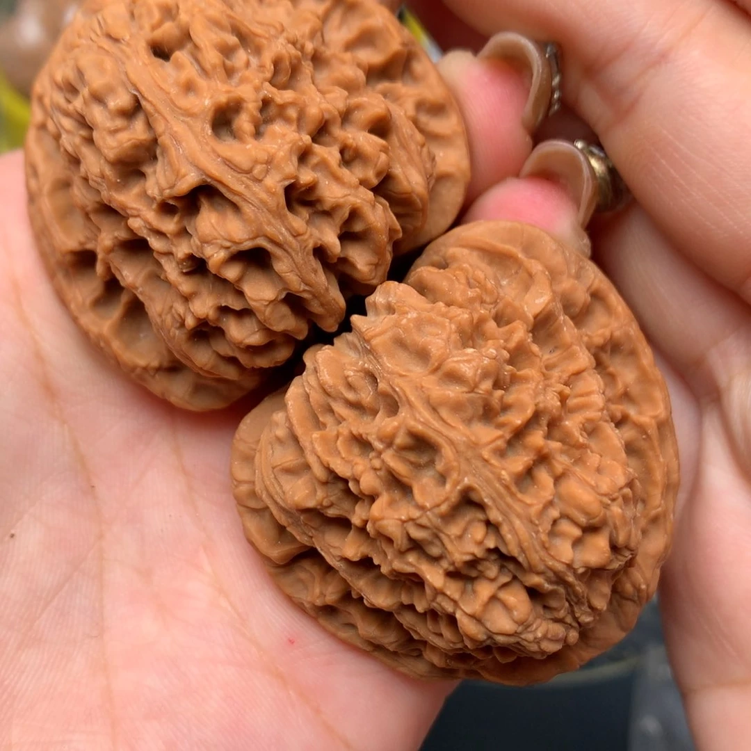 【闪购商品】文玩核桃吊坠45-27330-02