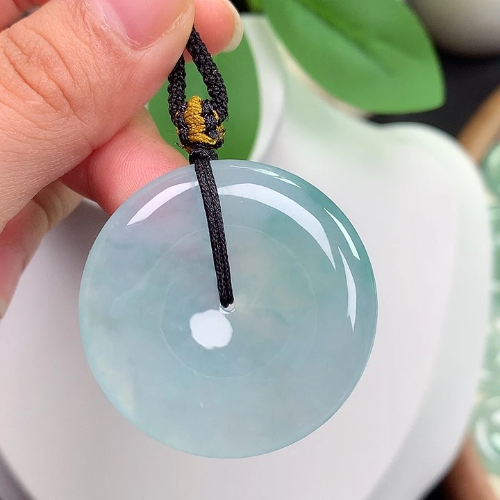 颈饰未镶嵌翡翠平安扣 36.2x5.8mm