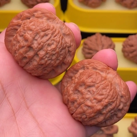 把件文玩核桃N****a血麒麟40全品