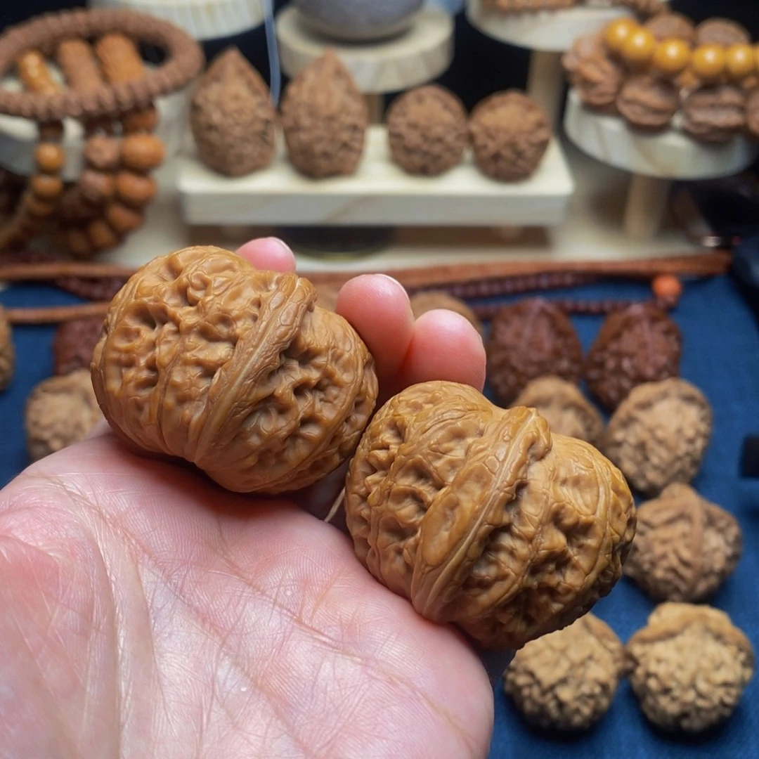 吊坠桃核翻****傅平谷元宝43肚