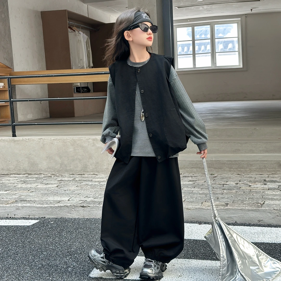 女童秋装洋气休闲套装2025新款儿童马甲休闲春秋中大童女孩三件套