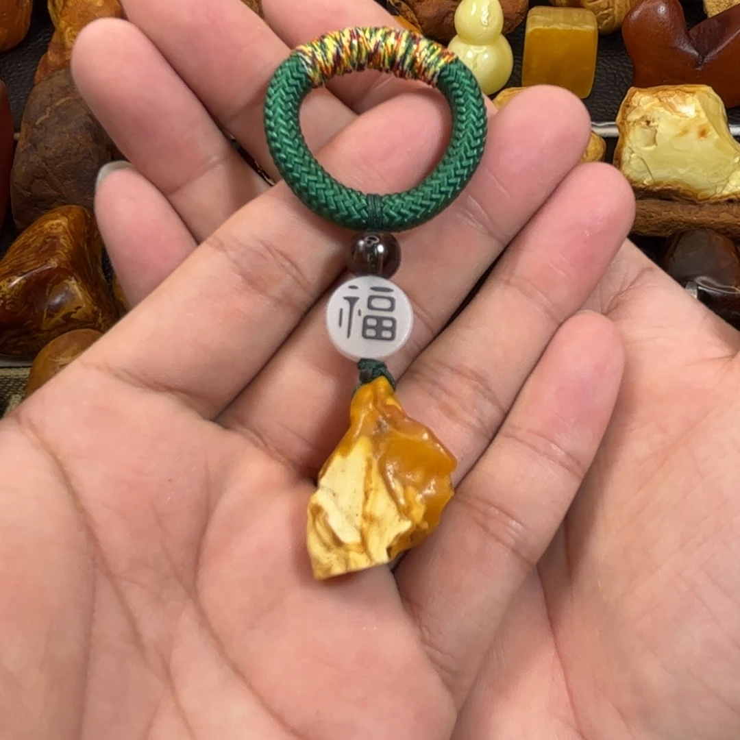 琥珀未镶嵌珠宝奇石