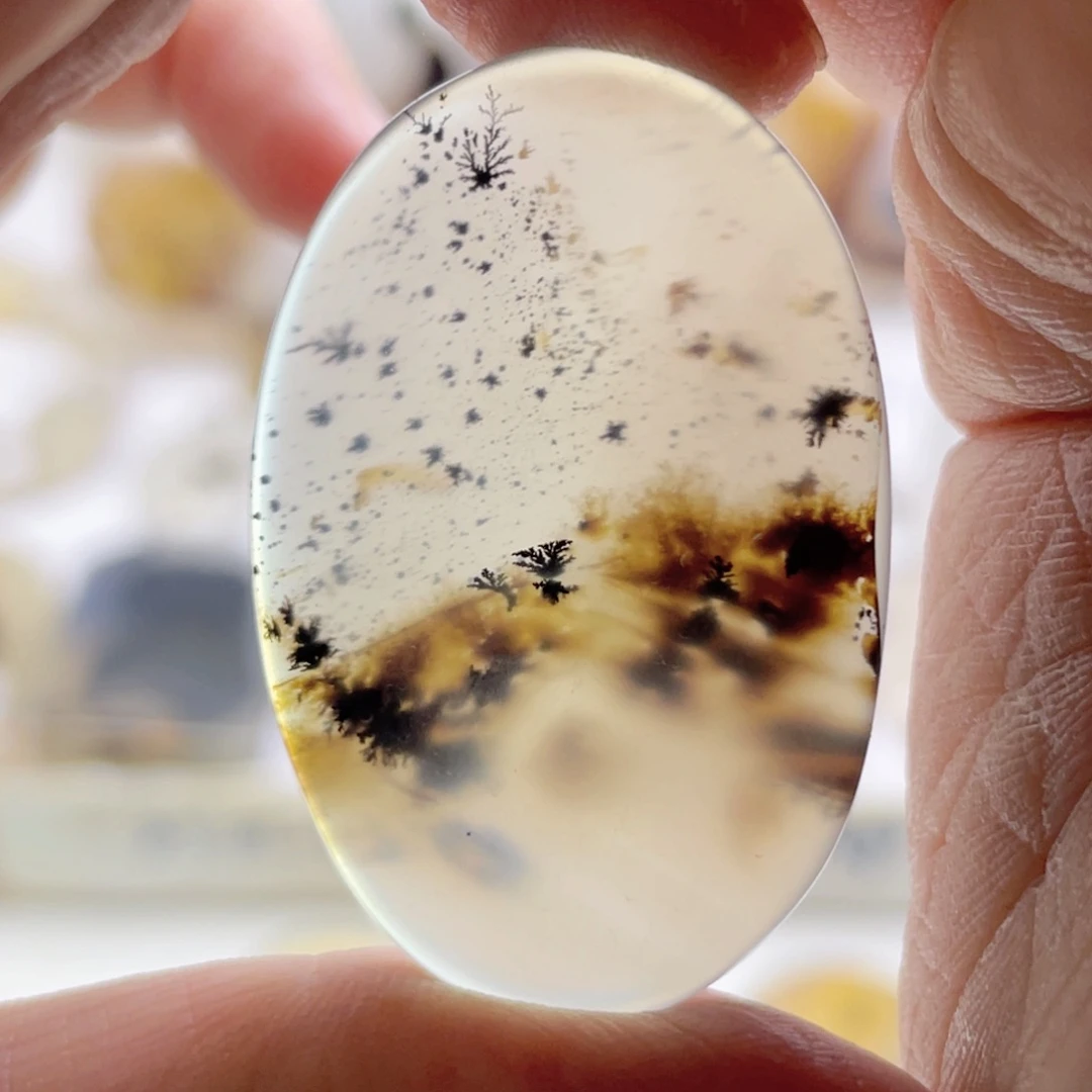 玛瑙/玉髓未镶嵌珠宝奇石