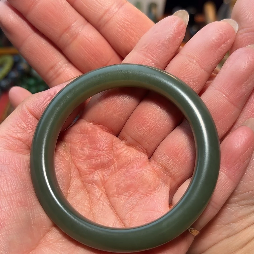 和田玉（糖玉）手镯未镶嵌