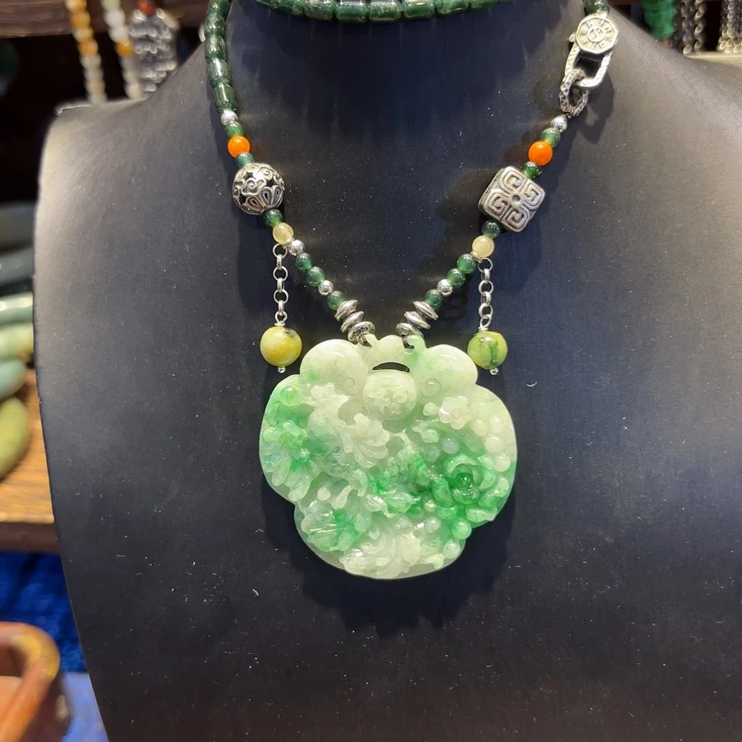 翡翠颈饰未镶嵌原创