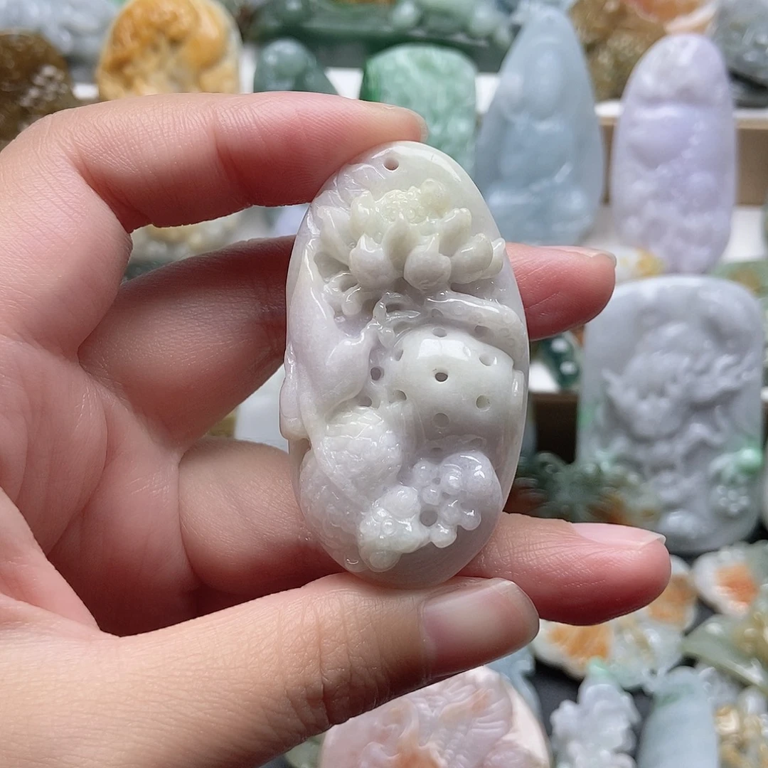 翡翠未镶嵌颈饰翡翠