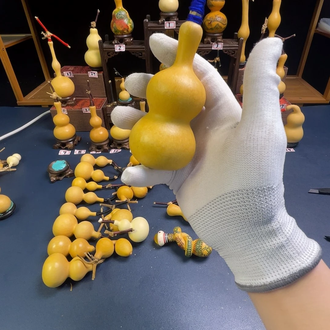 ****༉大叶紫檀（黑酸枝木类）