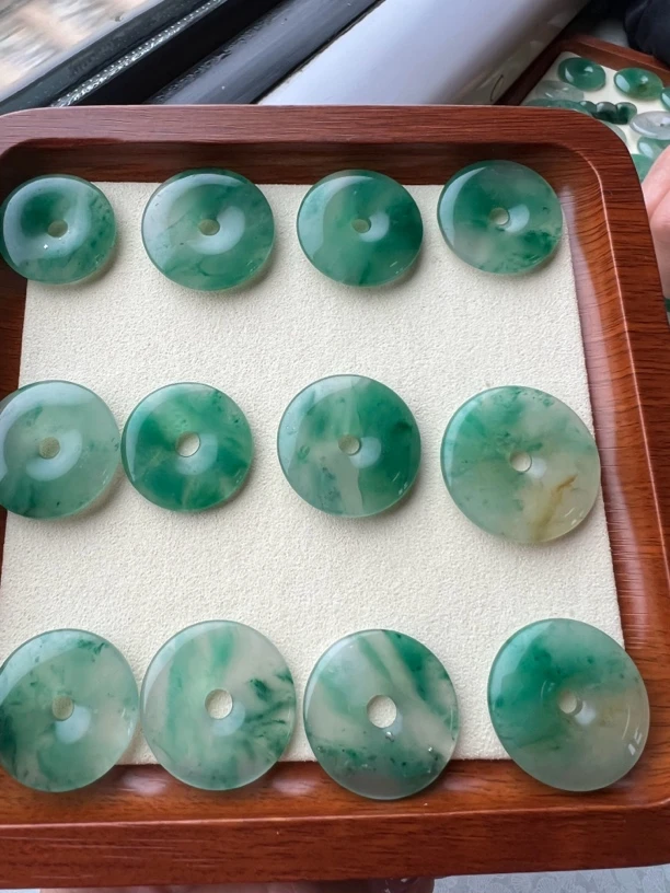 佘太翠独龙玉冰飘花平安扣（直播间选货）