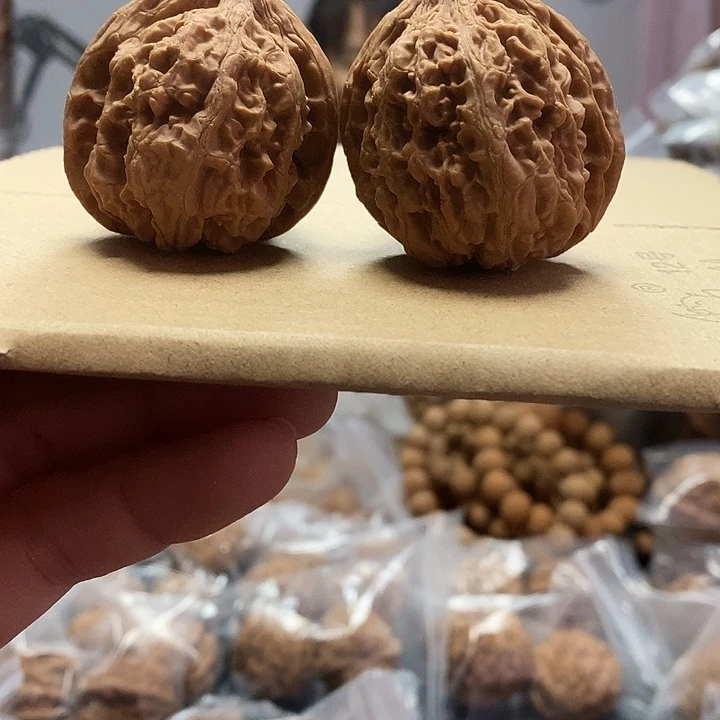 把件文玩核桃41红锦鲤天残脚