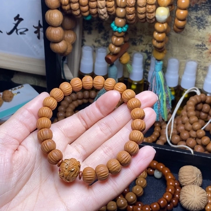 吊坠猴头核桃911