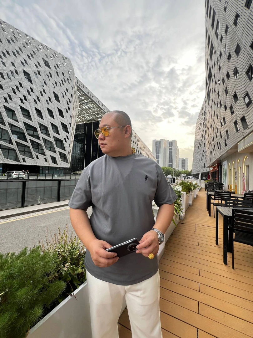 夏季3D刺绣浮雕液氨冰氧棉男士透气抗菌圆领短袖T恤衫