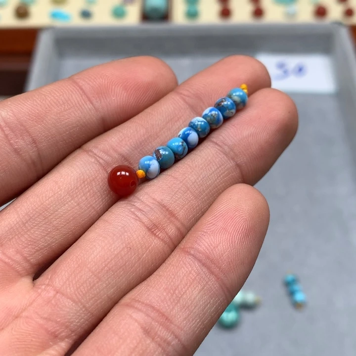 南红玛瑙配饰未镶嵌