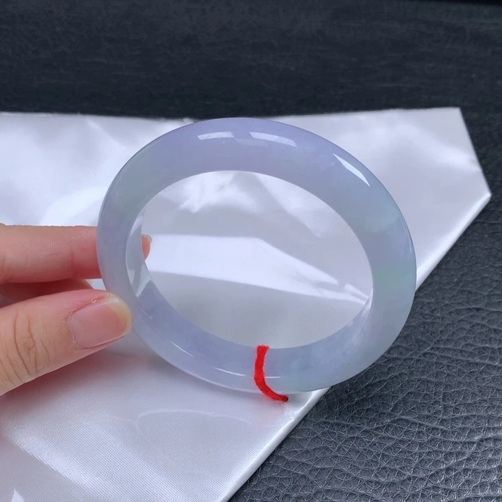 翡翠未镶嵌手镯