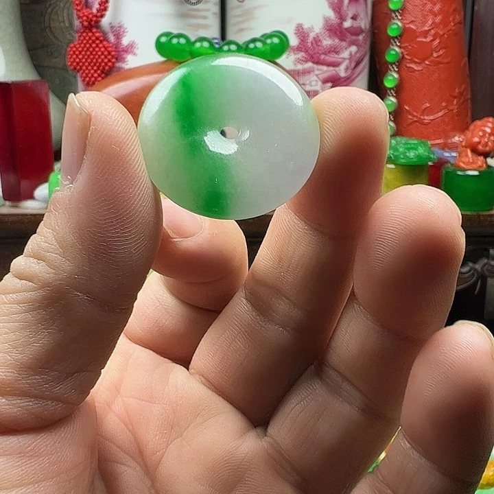 翡翠未镶嵌颈饰新号开播，全场福利