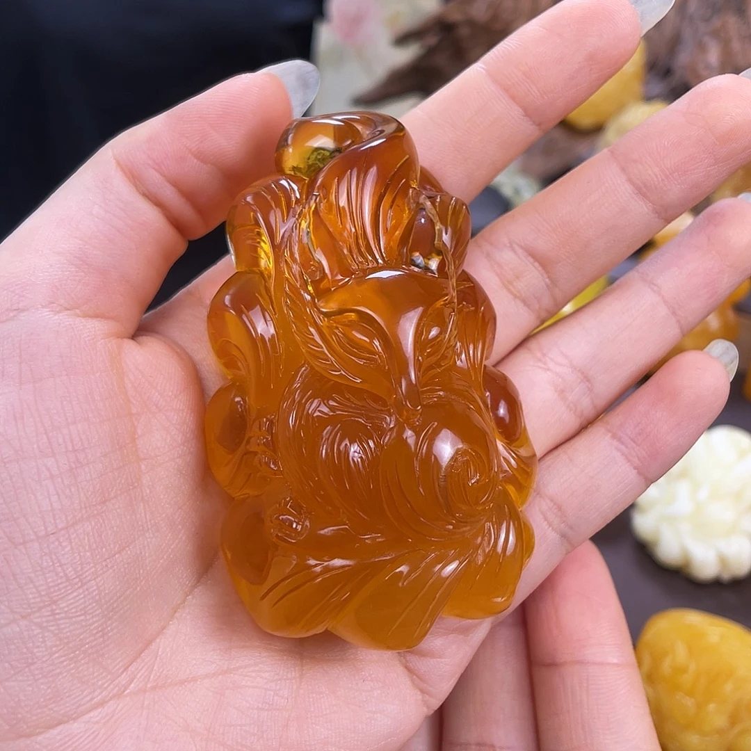 琥珀未镶嵌珠宝奇石