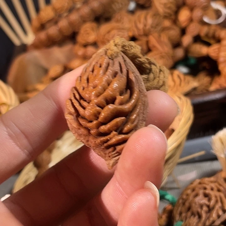 三***泡吊坠桃核碧桃核大尺寸吊坠