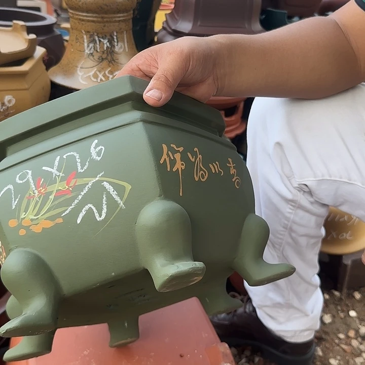紫砂花盆紫砂花盆