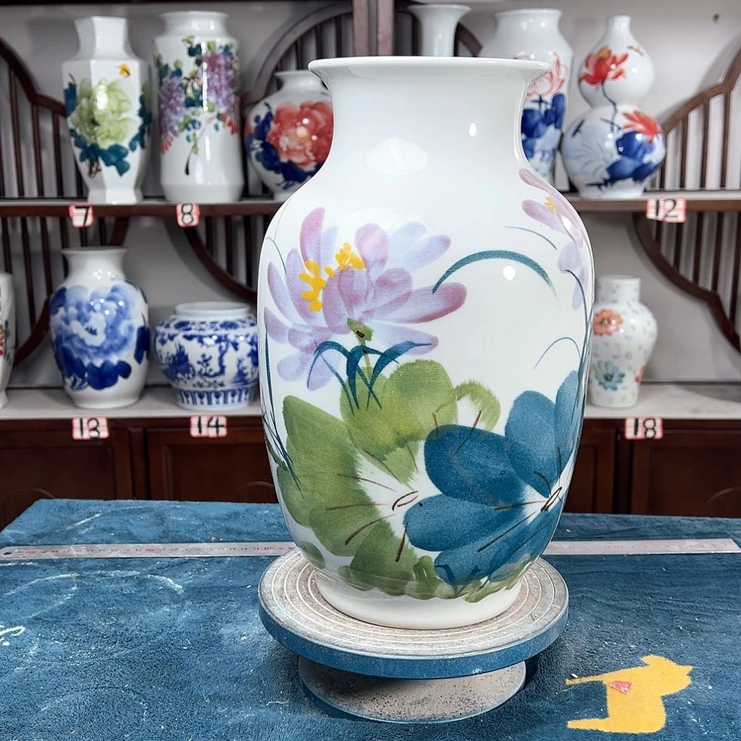 摆件景德镇陶瓷大冬紫荷