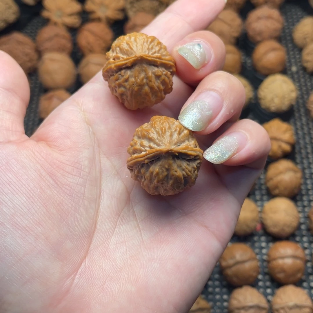 文玩把件野生小包子