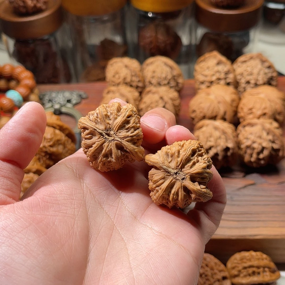 文玩核桃吊坠全品无修秦岭密纹