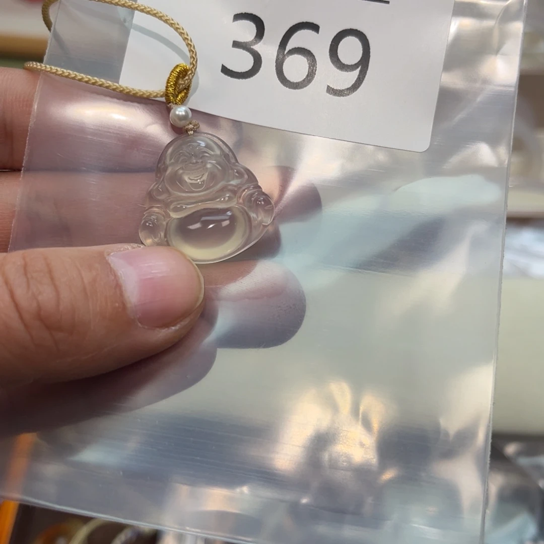 玛瑙/玉髓颈饰未镶嵌来****?