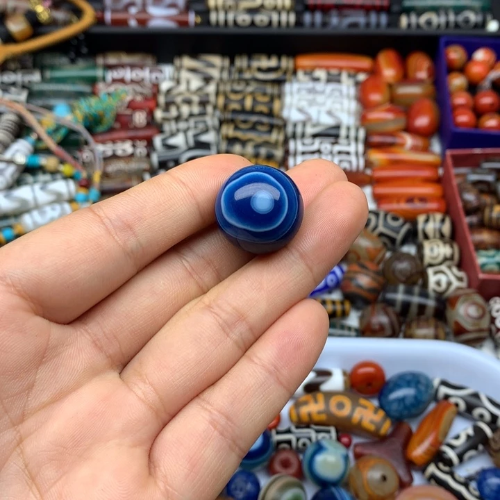 玛瑙/玉髓未镶嵌吊坠(赠链)