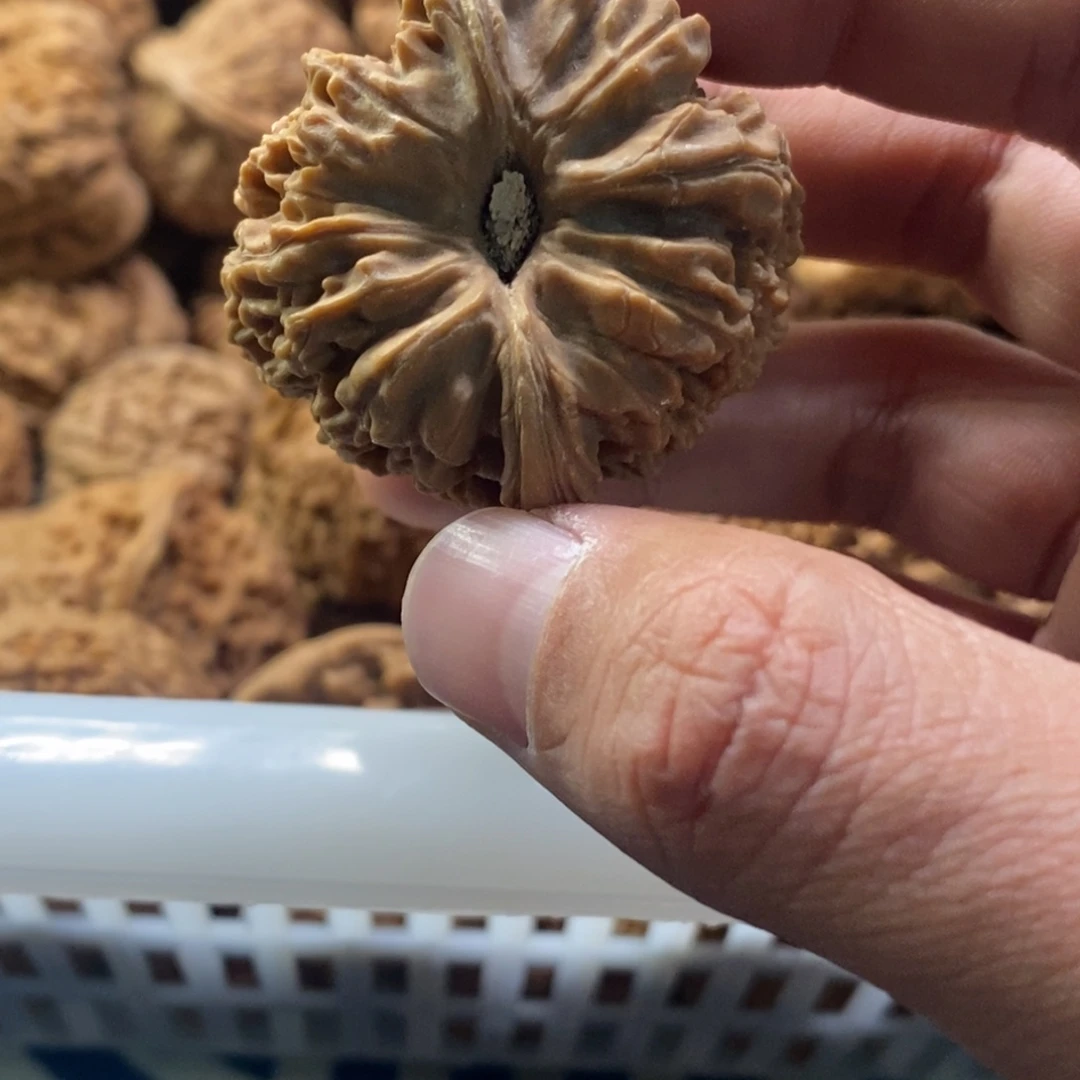 海***漂吊坠文玩核桃南疆