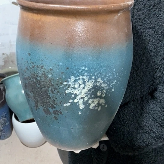 紫砂花盆口25高36，蓝泼墨，处理