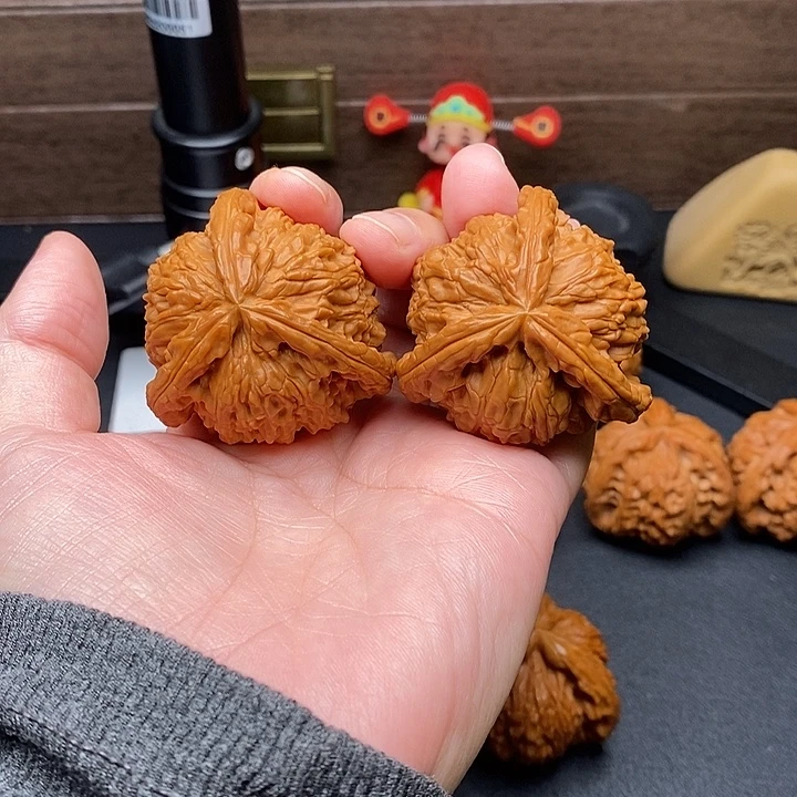 ****心把件文玩核桃白奔