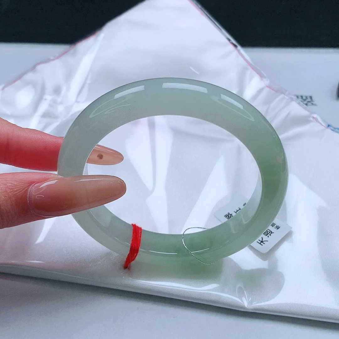 翡翠手镯未镶嵌z*54圈