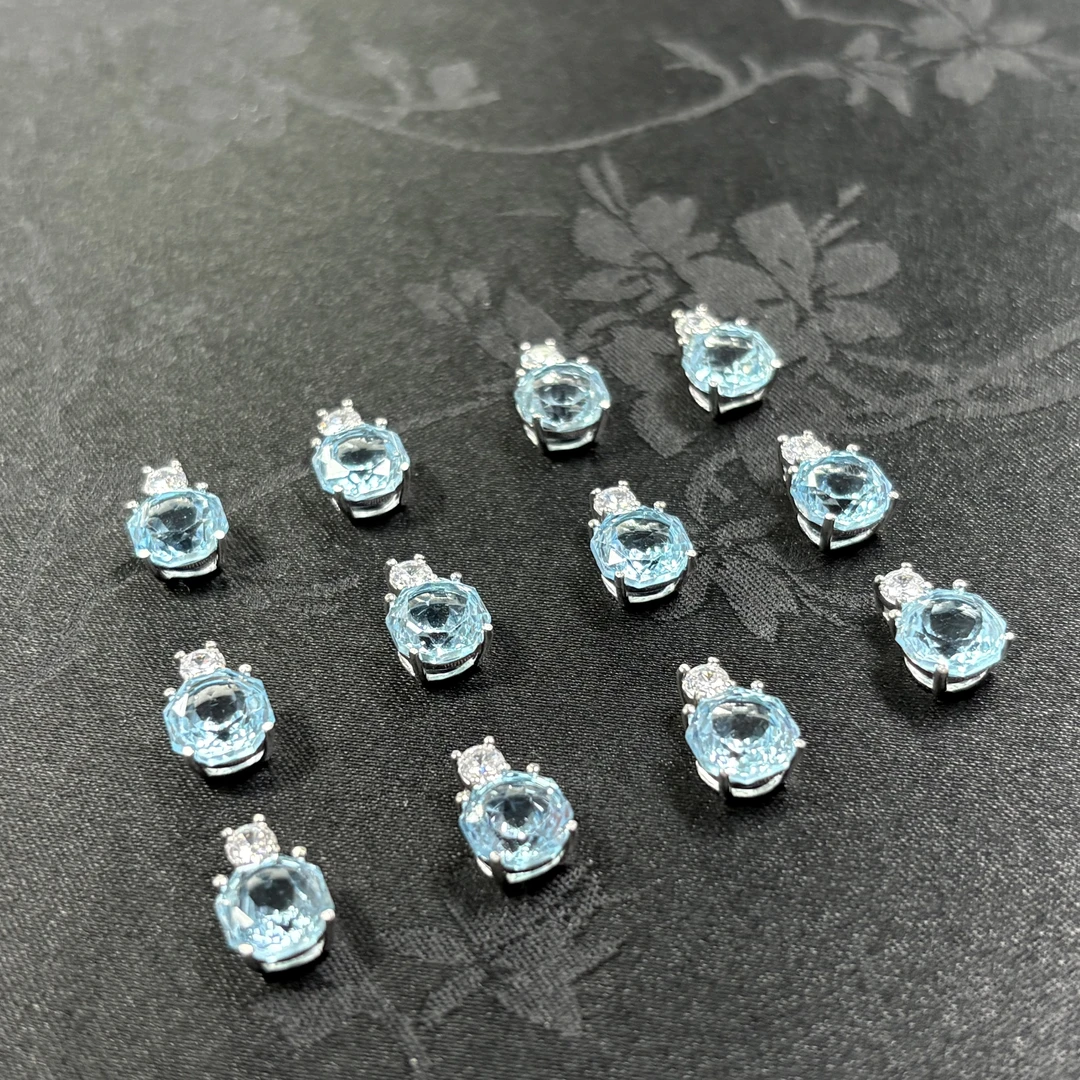 「戴琴珠宝」DQ3937-银镶蓝托帕吊坠（多样性发其一）