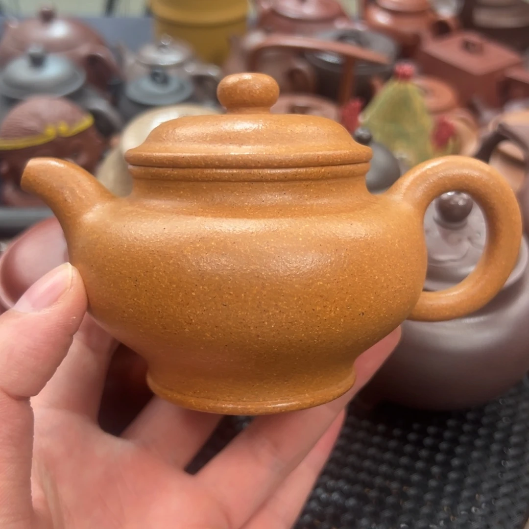 茶壶紫砂紫砂的味道很好的