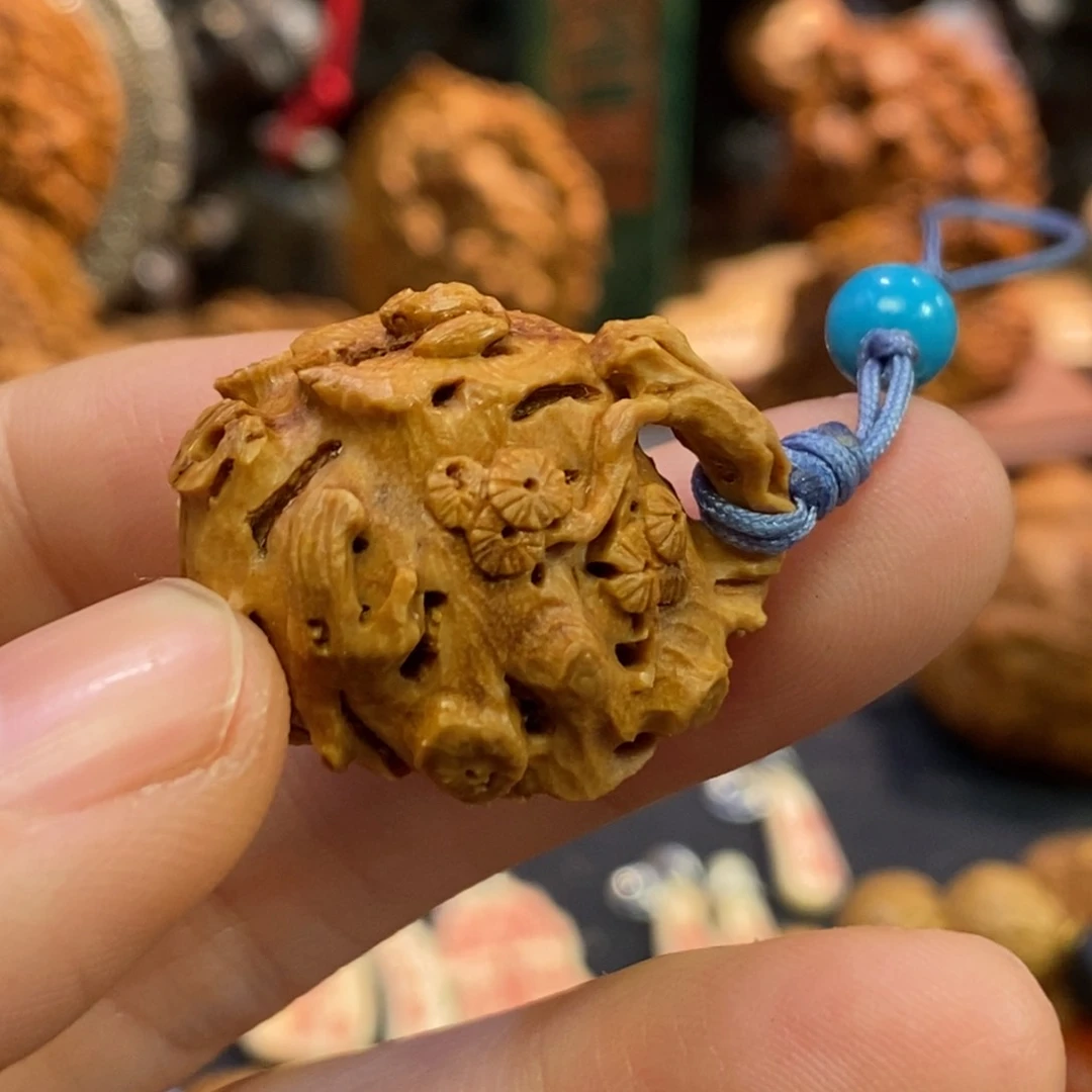 潍坊核雕桃核雕刻把把壶