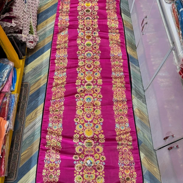 新疆民族风褥子套يىڭى گۈل  ئۈچ تال99يۈەن كۆرپە قىپى