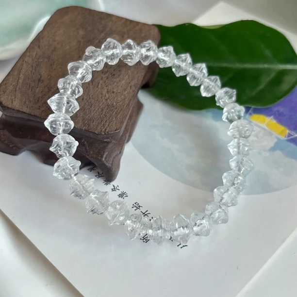 【彩矿】天然白水晶百香籽单圈，8-9mm左右，多样性发其一