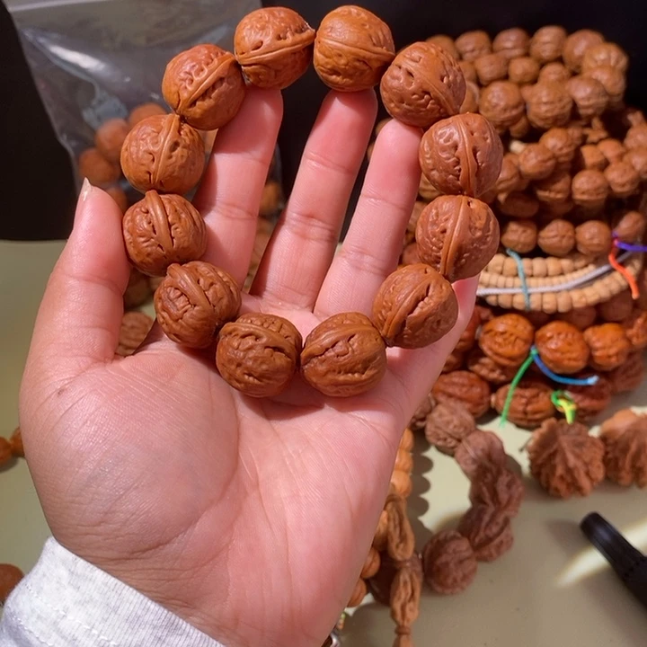 手串文玩核桃……42