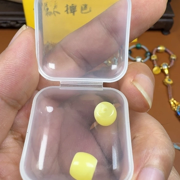 合成碳硅石铜合金文玩配饰蜜小辣老型8